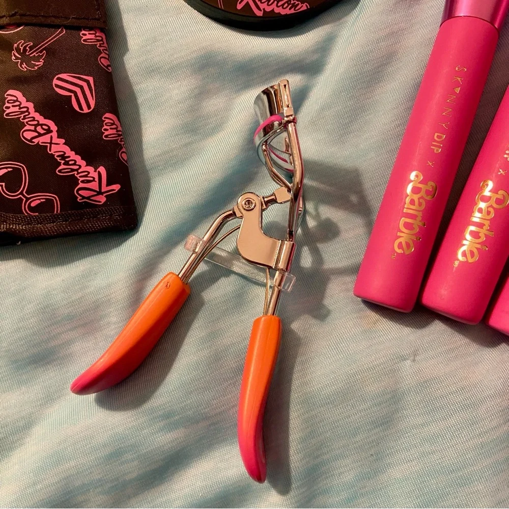 NWOT Barbie Beauty Tools - Picture 5 of 6